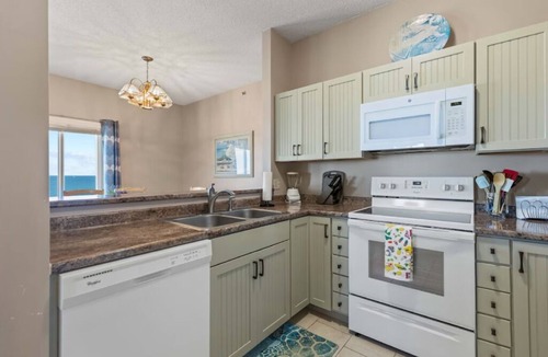 Old Orchard Beach Condo | Seawatch Oceanfront Unit 602