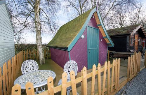 Fridaythorpe Apartment | Seaways glamping, Copper Beech