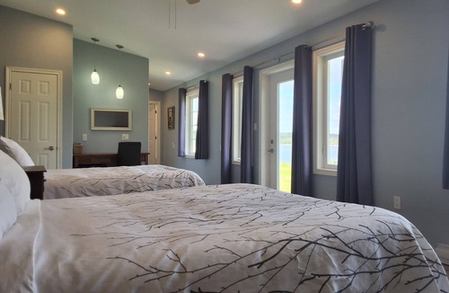 Charlos Cove Hotel | Seawind Landing Country Inn