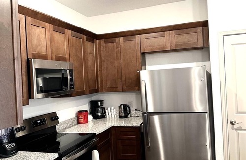San Antonio House | SeaWorld & Lackland Air Force Base Modern Home