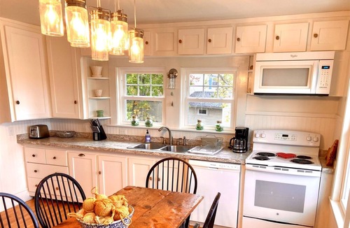 New Harbor Cottage | Seaworthy Cottage/New Harbor