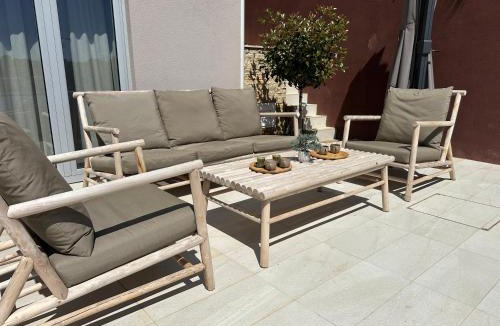 Racisce Apartment | SeaZen Luxury Seaside Apartment Korcula
