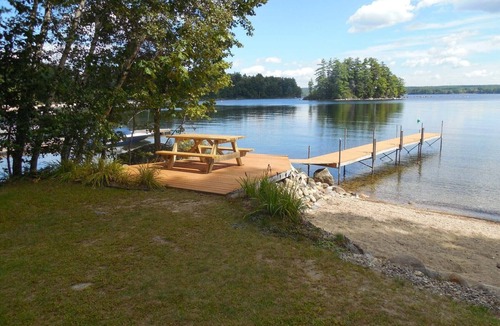 South Casco House | Sebago Lake Home with Sandy Beach