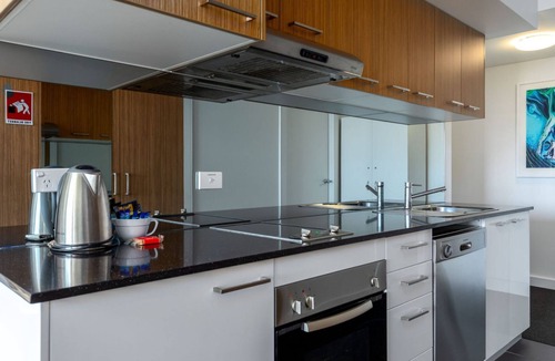 Kiama Hotel | Sebel Harbourside 301, Kiama