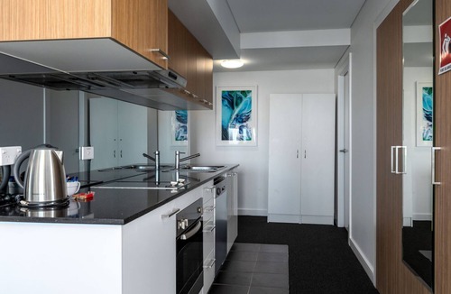 Kiama Hotel | Sebel Harbourside 301, Kiama