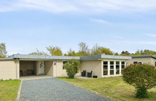 Vibæk Strand House | "Sebine" - 200m from the sea by Interhome