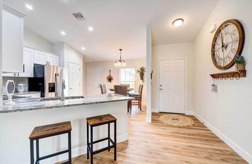 Sun 'N Lake Cottage | Sebring 'sand Trap' Home - Swim & Golf!