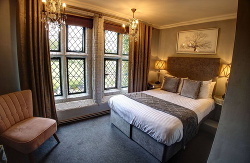 Martlesham Heath Hotel | Seckford Hall Hotel & Spa