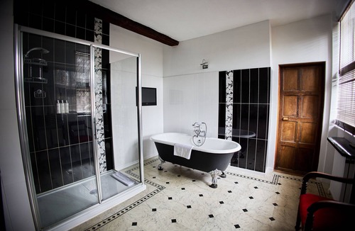 Martlesham Heath Hotel | Seckford Hall Hotel & Spa