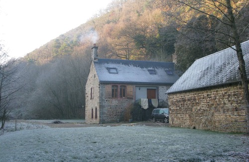 Saint-Pierre-d'Entremont House | Secluded Cottage retreat by a river, woods, hillside with extensive grounds