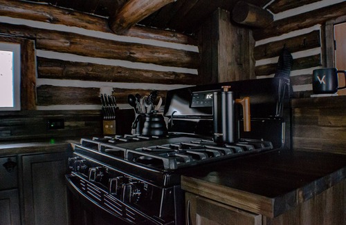 Cleveland Cabin | Seclude in a Romantic Cabin in an 850 acre Private Forest.