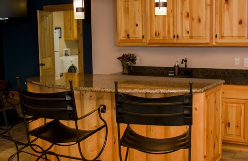 Batesville Cabin | Secluded 150 Acre Property, Private Lakes, 360 Mountain Views, Elegant Lodging