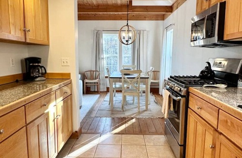 Bernard Condo | Secluded 2BR with Beach Access! [Carriage House]