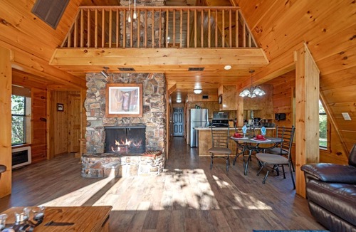 Smithville House | Secluded A-Frame Cabin with Incredible Views near Mountain Fork River in Oklahoma