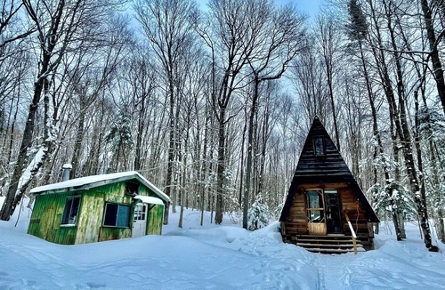 Maynooth Cabin | Secluded A Frame Cabin, On 27 Acres by the Lake