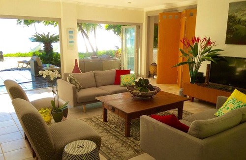 Oak Beach House | Secluded and beautiful, Tali Beach House on Oak Beach is a first-class absolute beachfront hideaway