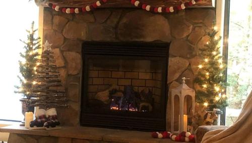 Chestertown House | Secluded and Cozy Townhome at Tripp Lake