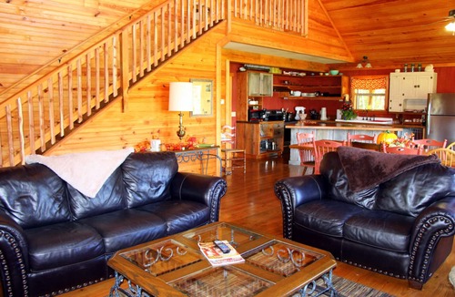 Venus Cabin | Secluded Area on Upper Kings River @ Chimney Mill Cabin. . . Quiet & Peaceful