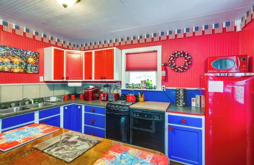 Jefferson Cabin | Secluded Avinger Cabin < 1 Mi to Lake O' The Pines