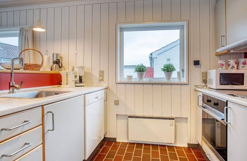 Rødhus House | Secluded Beach Retreat in Rodhus-By Traum