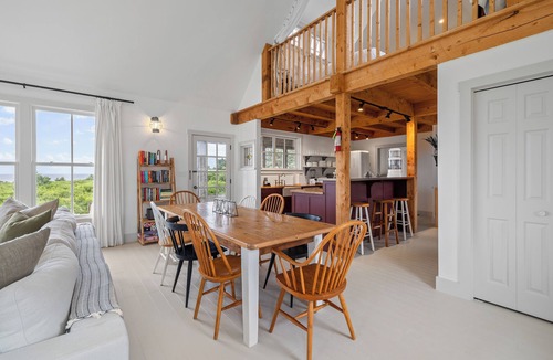 Naufrage House | Secluded Beachfront Retreat with Luxury Amenities