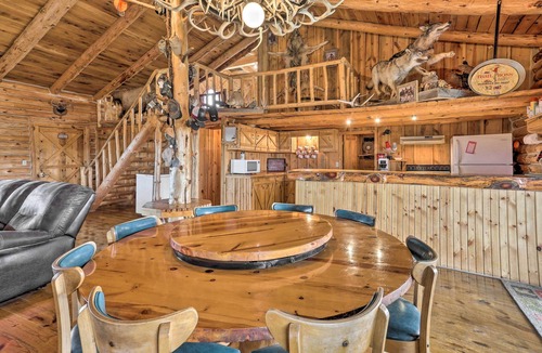 Belle Fourche Cabin | Secluded Belle Fourche Cabin: Group Friendly!