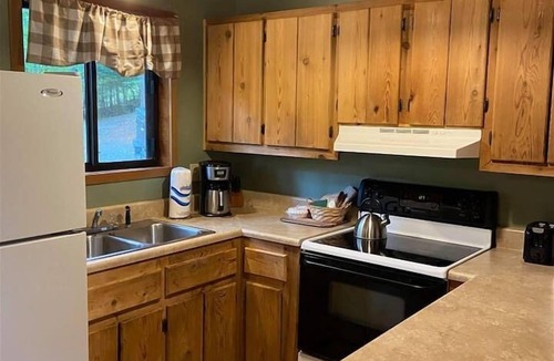 Ellijay Cabin | Secluded Bliss BirchTree Cabin with Indoor Hot Tub