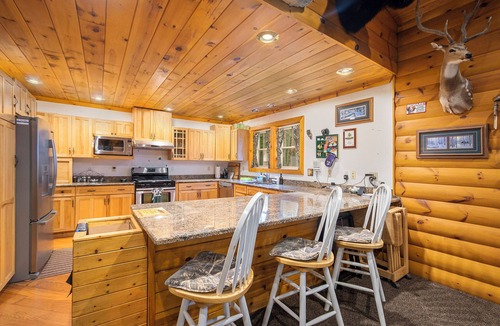 Hart Cabin | Secluded Cabin | 90 Acres | Sleeps 17