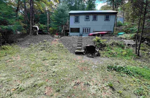 Stoddard House | Secluded Cabin close to lake