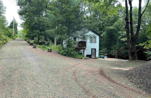 Stoddard House | Secluded Cabin close to lake