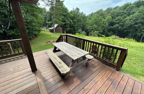 State Road Cabin | Secluded Cabin on Beautiful Riverside Farm