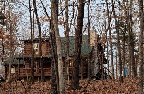 Blackwell Cabin | Secluded cabin on private property