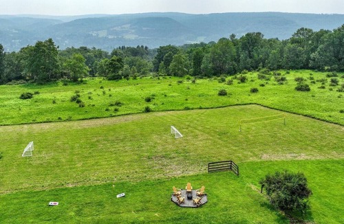 Livingston Manor House | Secluded Cabin on the Mountains