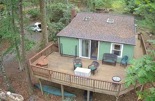 Aspers Cabin | Secluded Cabin Retreat Fire Pit & Nature Near Gettysburg