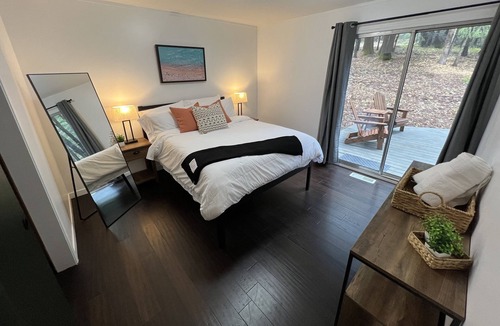 Alta Cabin | Secluded cabin retreat on 8 private acres with Hot Tub