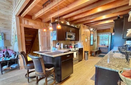 Clemons Cabin | Secluded Cabin w/ Lake Access & Panoramic Views