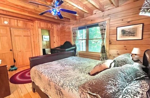 Clemons Cabin | Secluded Cabin w/ Lake Access & Panoramic Views