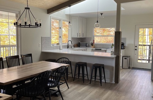 Carbon Hill Cabin | Secluded cabin in Hocking County