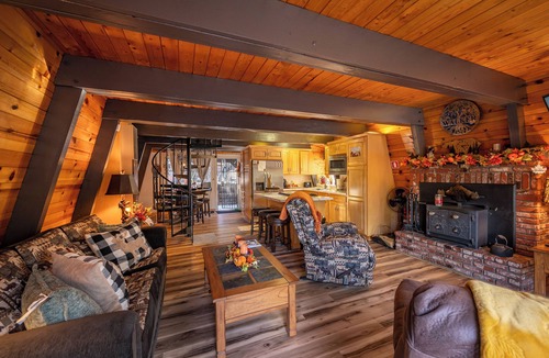 Big Bear Cabin | Secluded Cabin w/Spa & Games!