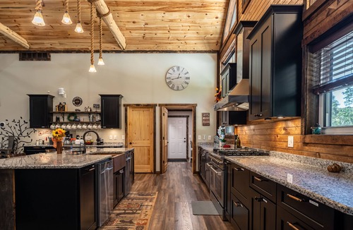 Ste Genevieve House | Secluded Cabin with Heated Pool, hot tub, fireplace & so much more