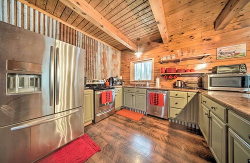 Harmony Cabin | Secluded Cabin with Hot Tub, Fire Pit and Private Trails - Your Perfect Getaway!