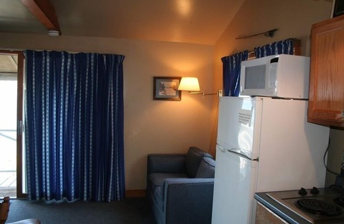 Mid-Coast and Islands Cabin | Secluded Casco Bay Waterfront Cabin