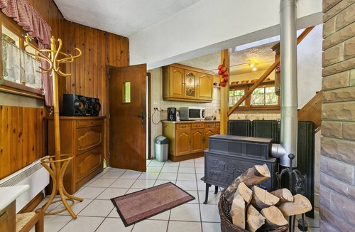 Dabo Ski Chalet | Secluded Chalet in Dabo near Forest