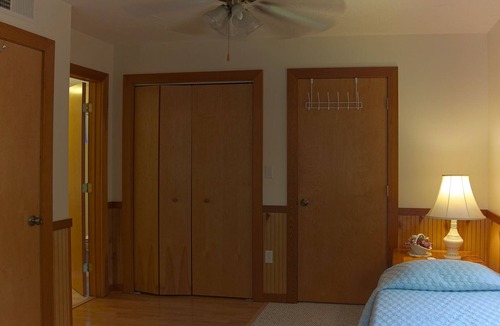 Columbus House | Secluded Chalet - Pet Friendly