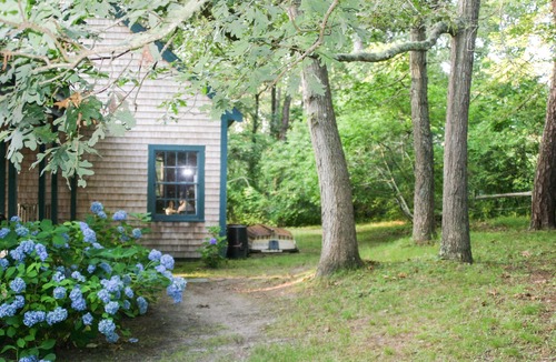 Chatham House | Secluded Chatham Cape Cod House Stage Harbor Area