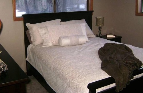 Missoula House | Secluded Clark Fork Riverhouse