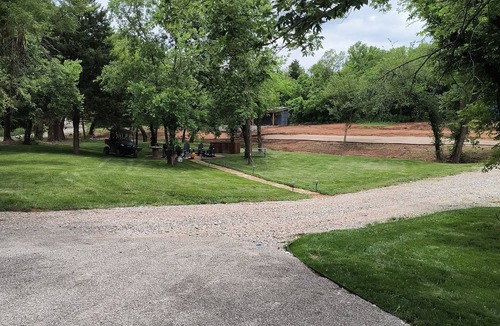 Chickasha Cottage | Secluded Container home In the country. Hot tub. Fire pit. Retreat