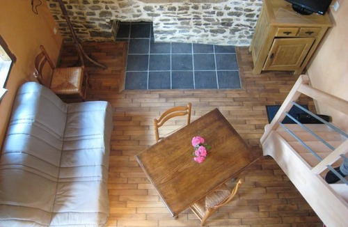 Saint-Pair-sur-Mer Cottage | Secluded cottage near beach, pets allowed