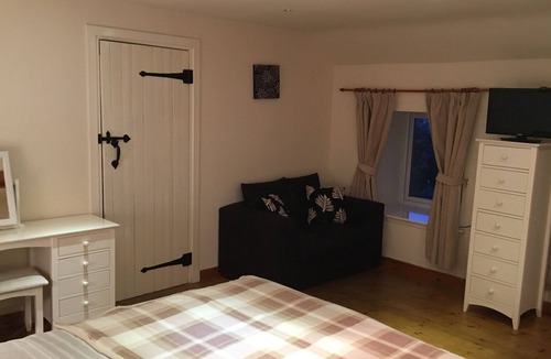 Brough Cottage | Secluded cottage with sea view