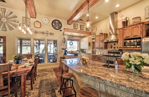 Blanco House | Secluded Country Hideaway w/Fire Pit & Pool!